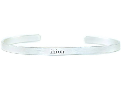 Irish Dialect Bracelet: Daughter