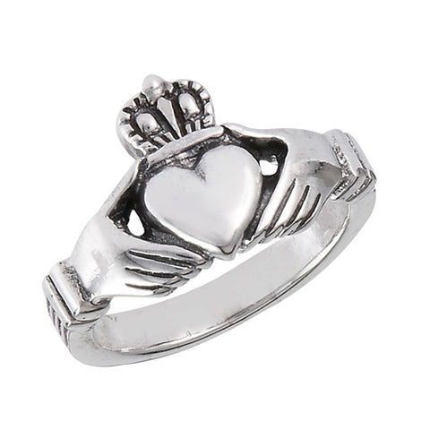 Classic Claddagh Sterling Silver Ring