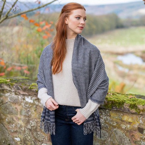 Lochcarron of Scotland Bobbie Lambswool Stole