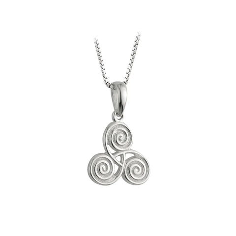 Solvar Triskele Necklace