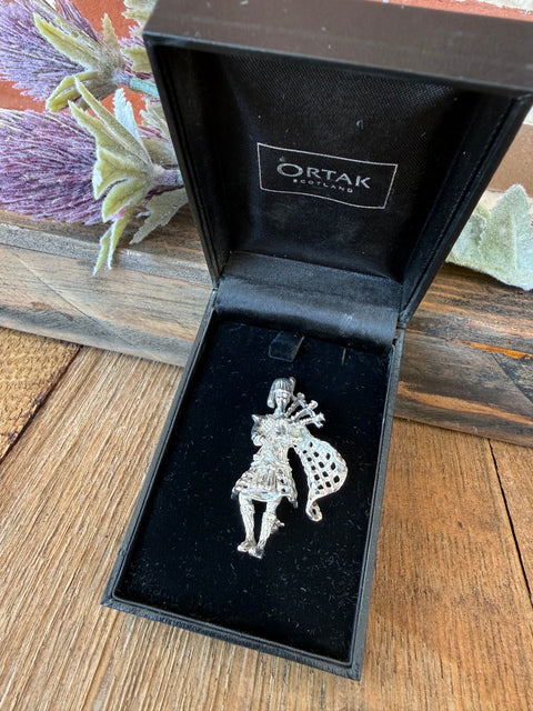 Ortak Sterling Silver Piper Brooch