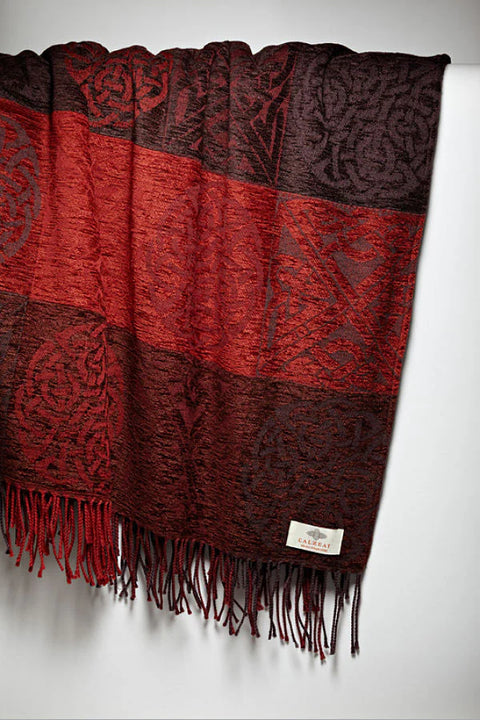 Celtic Knot Jacquard Throw Collection