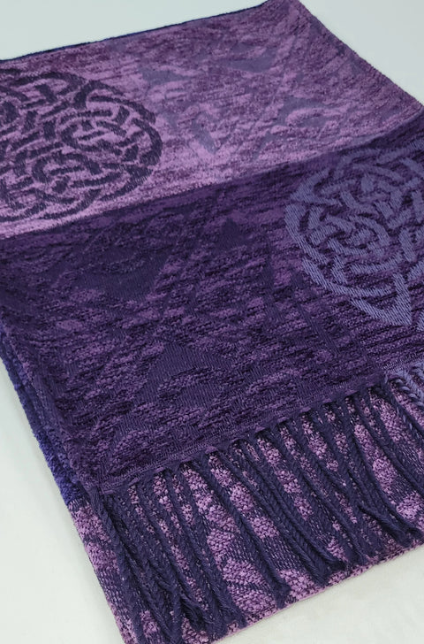 Celtic Knot Jacquard Throw Collection