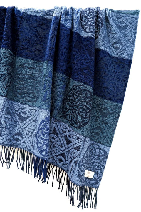 Celtic Knot Jacquard Throw Collection