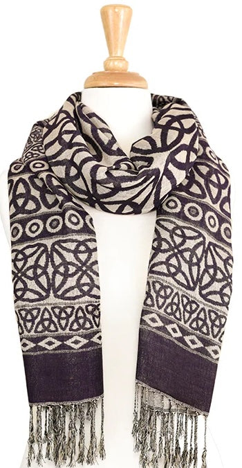 Trinity Knot Scarf in Plum